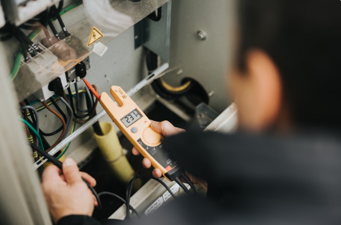 У яких магазинах можна купити паяльник у Києві: чому обирають Radio Shop